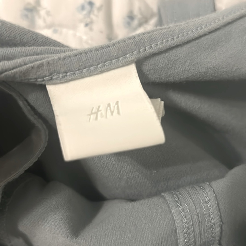 H&M bodysuit - Picture 2 of 5
